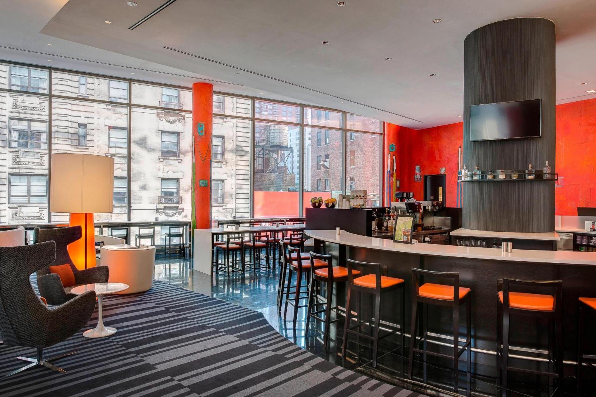 Courtyard By Marriott New York Manhattan/Central Park Extérieur photo