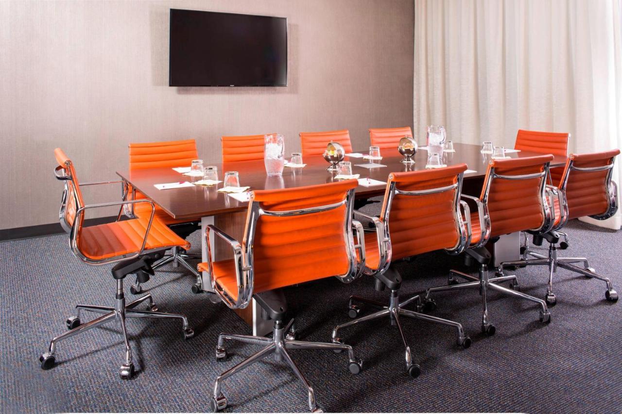 Courtyard By Marriott New York Manhattan/Central Park Extérieur photo