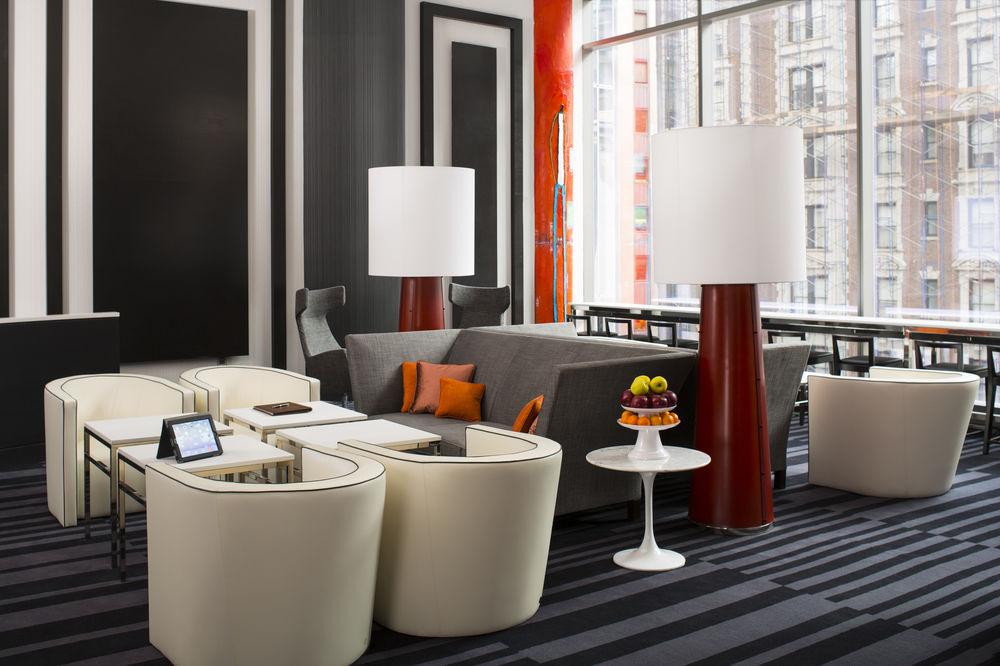 Courtyard By Marriott New York Manhattan/Central Park Extérieur photo